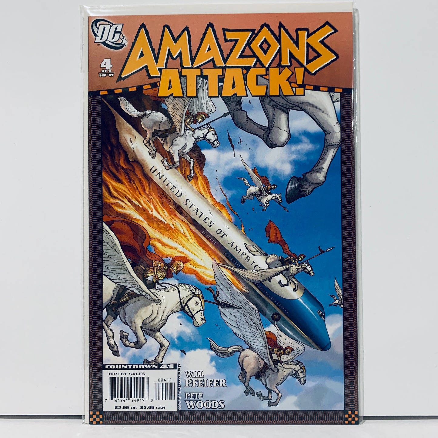Amazons Attack (2007) #4 (NM)